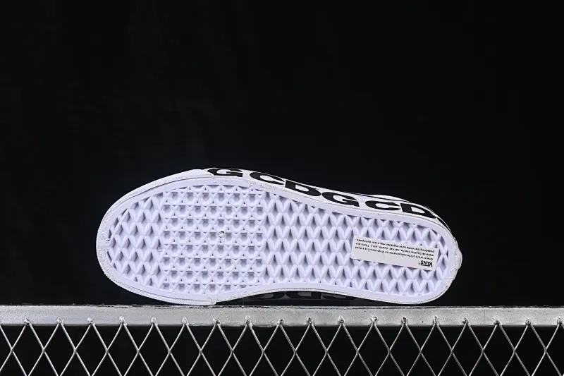 All categories Vans Vans series Vans Low Vans low top Vans Old Skool Vans low-top casual skateboard shoes VN0A4P3XQLZ